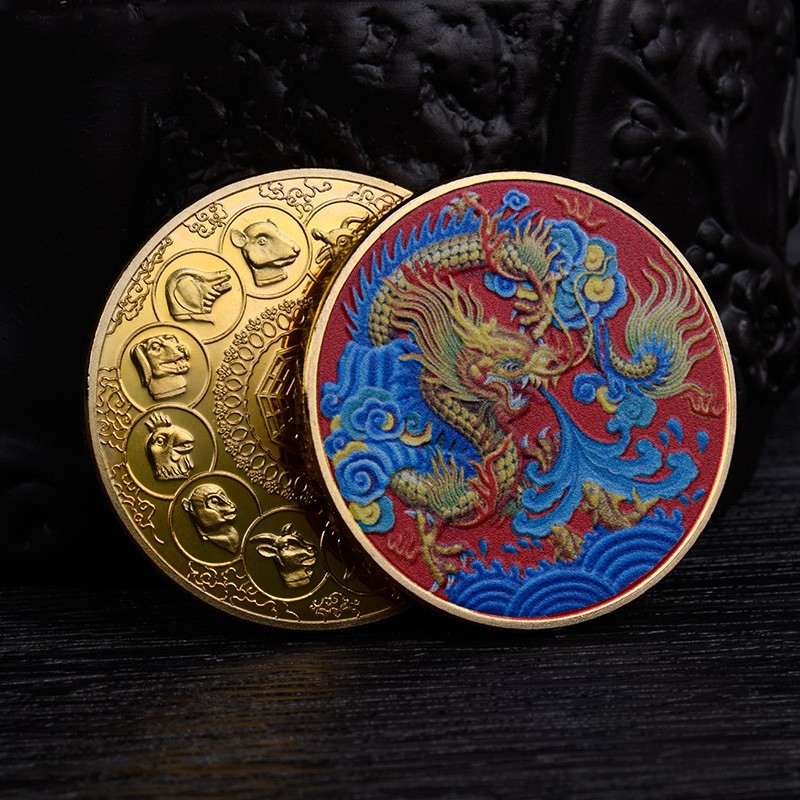 中國十二生肖浮雕彩繪龍王紀(jì)念創(chuàng)意龍年紀(jì)念品幸運(yùn)章時(shí)尚擺件