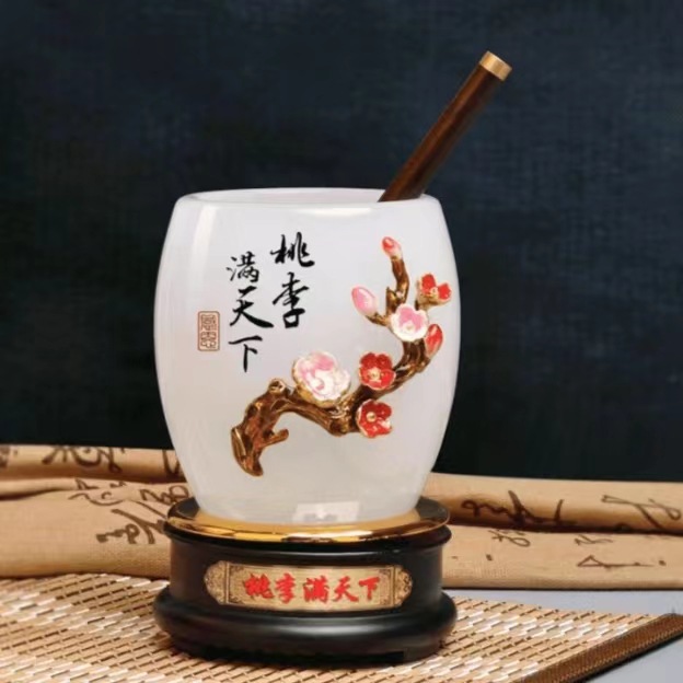 畢業(yè)禮物送老師實用筆筒擺件辦公室桌面書房裝飾教師節(jié)退休紀(jì)念品