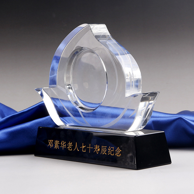 水晶壽桃模型制作70壽辰紀念禮品水晶鑲嵌金銀紀念幣擺臺刻字